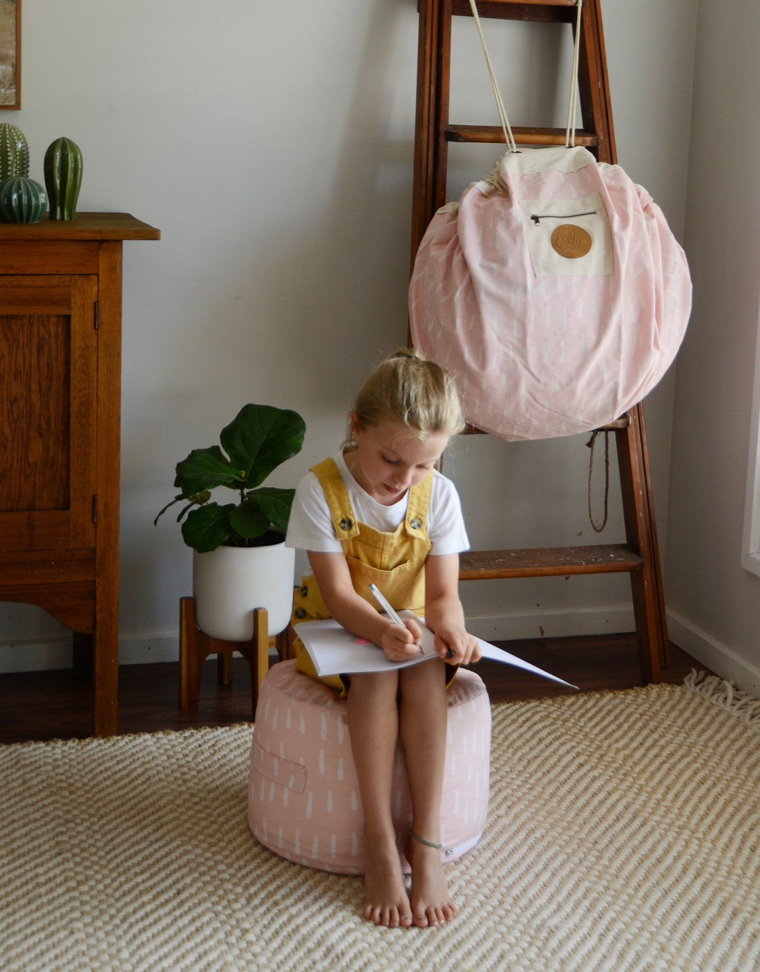 Raindrops Ottoman Cover - Pink
