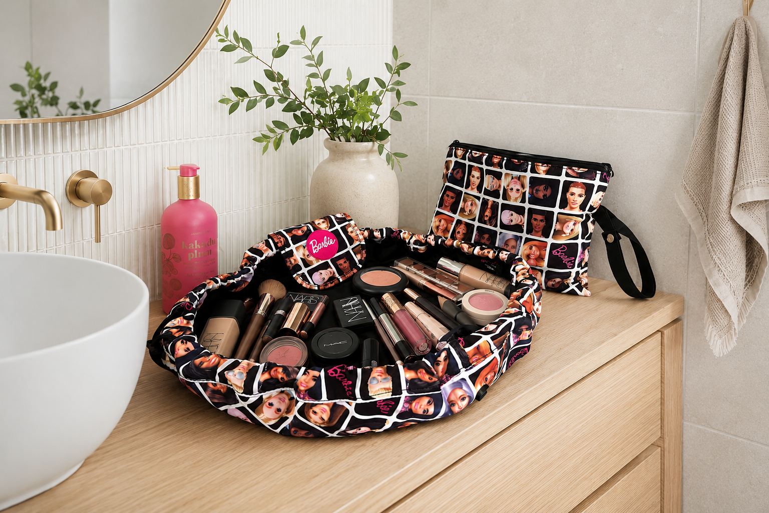Glam Pouch + Clutch - Barbie Icon No