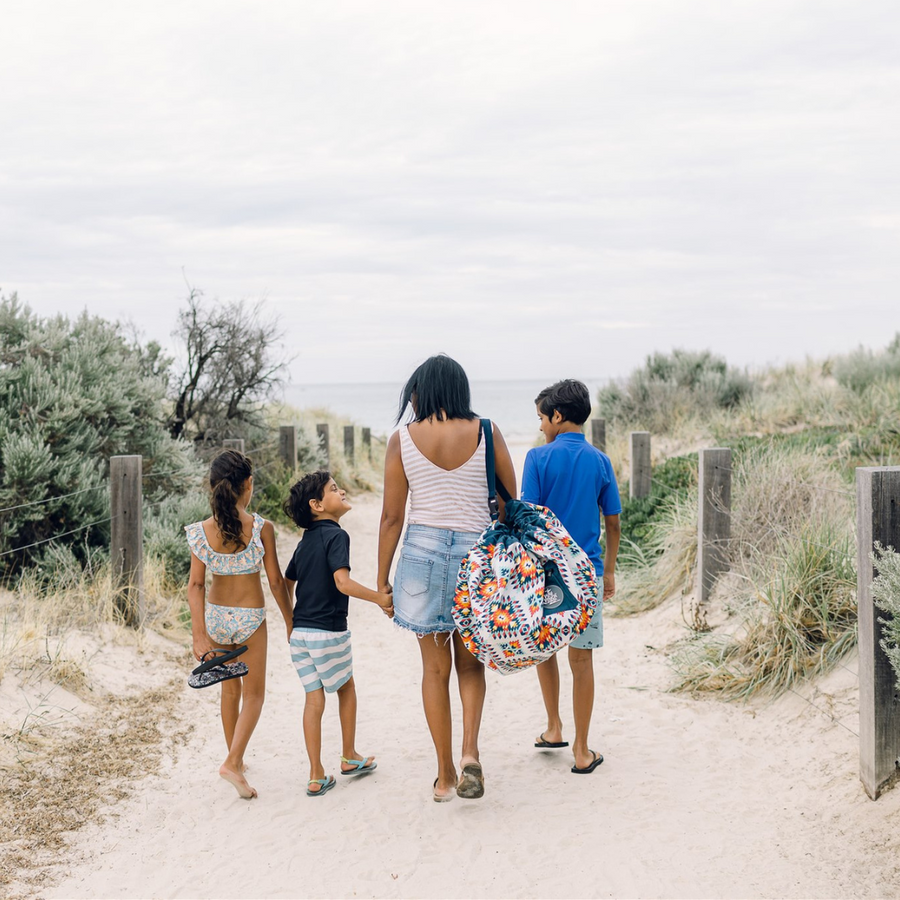 Family Fun Bundle - Bebé Pouch + Outdoor Aqua Pouch