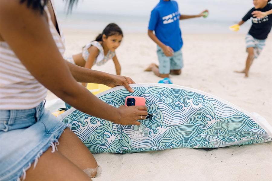 Outdoor Aqua Pouch - Waves